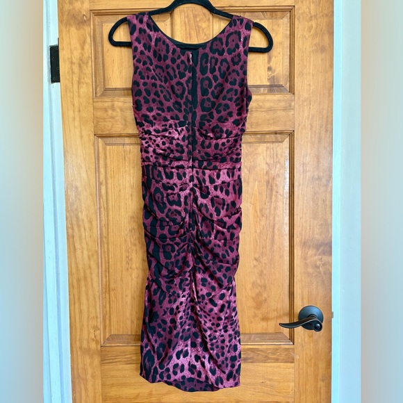 Dolce & Gabbana Animal Print Silk Sleeveless Dress, size 40 (US 4) - Picture 3 of 7